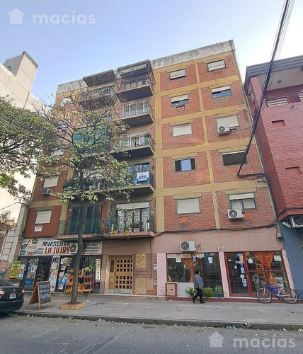 Imagen 10 de 10 de Departamento Reciclado En B° Sur. 2 Dorm. Luminoso Al Frente