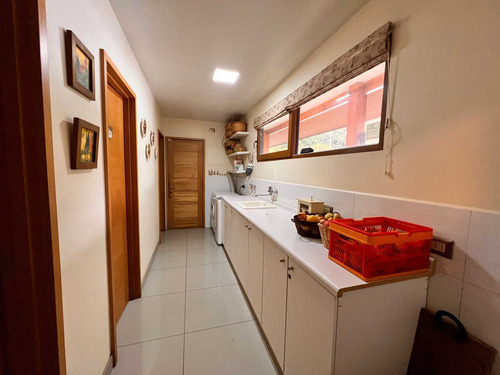 Venta De Casa En Lomas De Coihuin (71453)