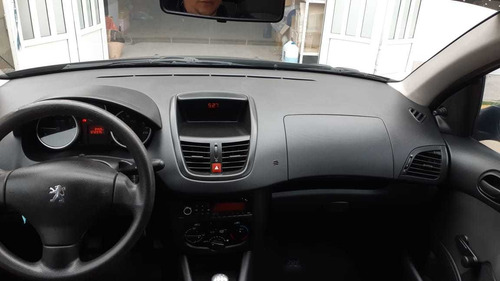Peugeot 207 2011 1.4 Xr