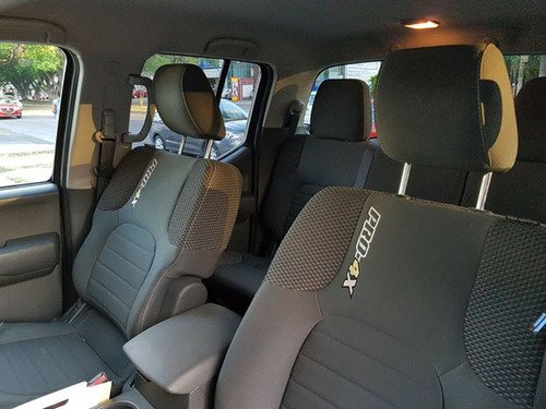 Nissan Frontier 4.0 Pro-4x V6 4x2 Mt