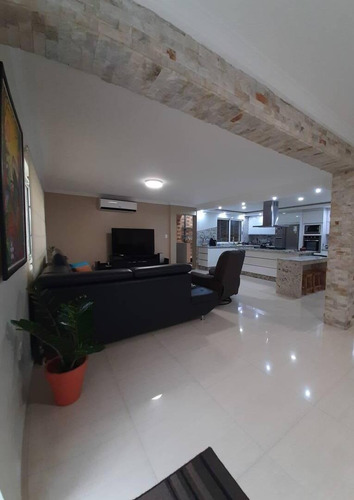 Imagen 2 de 12 de Casa En Venta En Prebo, Valencia Carabobo