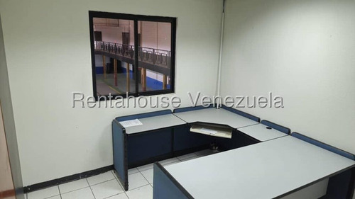 Ubicacion Ideal Y Listo Para Iniciar 25-18257 As