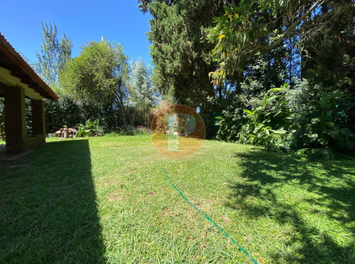 | Venta | Casa-quinta, 2 Dorm, Abasto, La Plata
