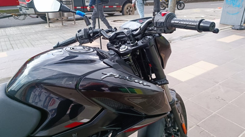 Imagen 12 de 15 de Pulsar N 250