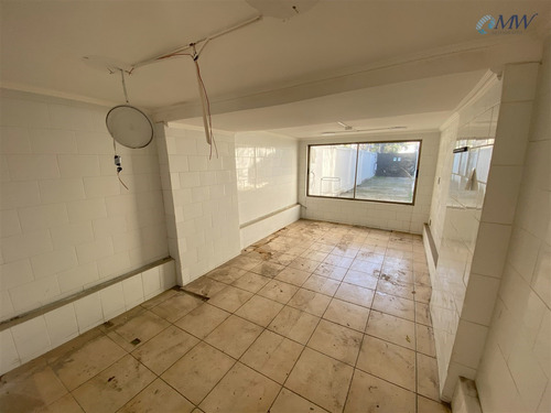 Amplia Casa - Oficina En Venta En El Mejor Barrio De Ñuñoa