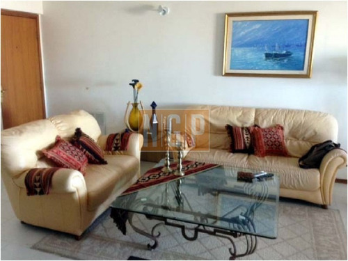 Divino Impecable Con Servicios -ref:16310