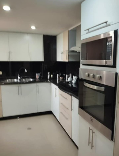 Pent House En Alquiler 3 Niveles En Urbanización Paso Real Charallave Edo Miranda.
