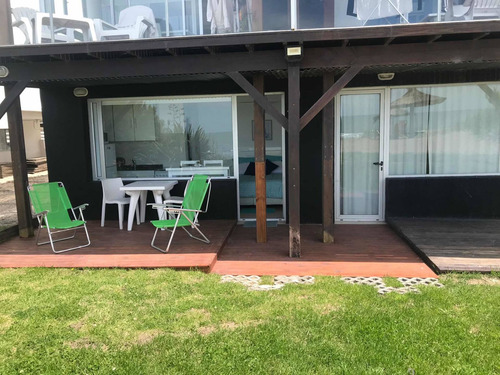 Imagen 2 de 14 de Alquiler De Departamento Frente Al Mar Sobre La Playa