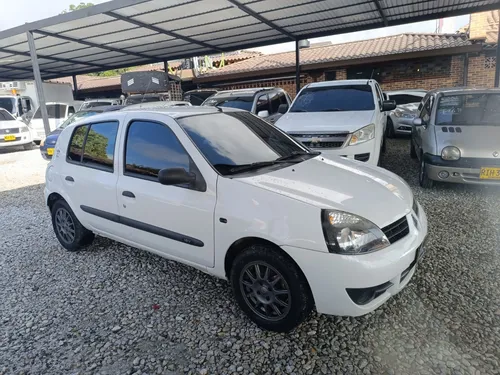 Renault Clio Ii Campus 2015 Mt 1200cc