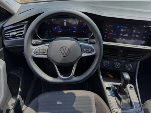 Volkswagen Jetta COMFORTLINE L4 1.4T TSI TIP