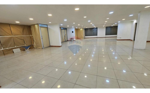 Oficina En La Alameda Disponible Para Arriendo
