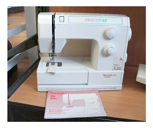 Máquina De Coser Bernette 812, Alemana