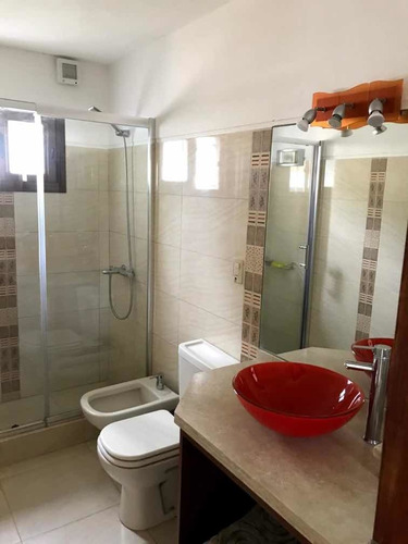 Imagen 6 de 18 de Espectacular Casa Playa Mansa Con Piscina Climatizada
