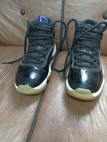 Tenis Jordan 11 Space Jam