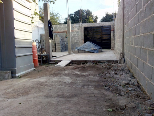 Imagen 6 de 14 de Terreno En Barrio Las Flores Con Mejoras