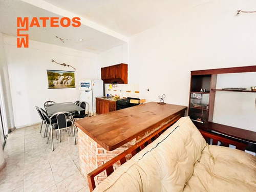 Local Adaptado Como Departamento Sobre Calle 2 2 E/ 56 Y 57