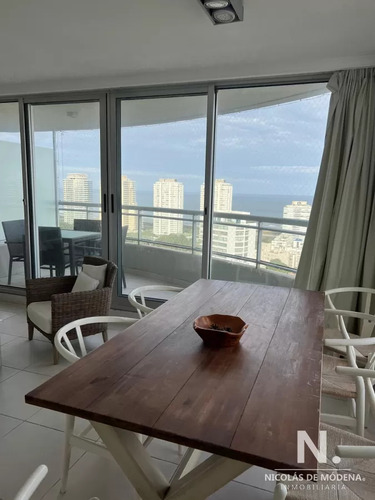Apartamento De 2 Dormitorios En Roosevelt - Punta Del Este