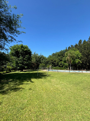 Venta Quinta, Pileta, Quincho Barrio El Remanso.