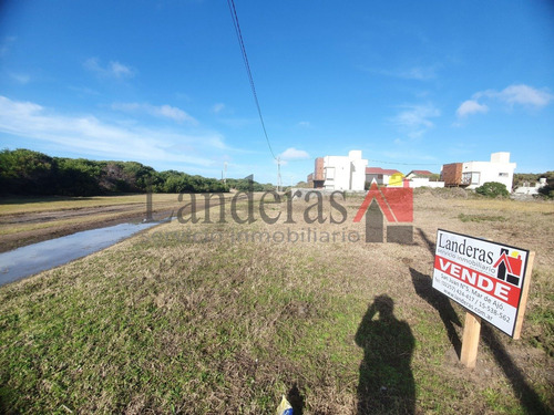 Imagen 4 de 8 de Excelente Lote Frente Al Mar!