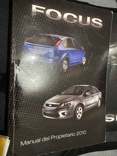 Manual Y Póliza De Propietario Ford Focus 2010