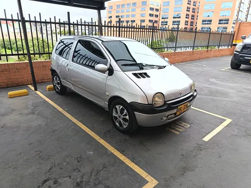 Renault Twingo 1.2 Access +