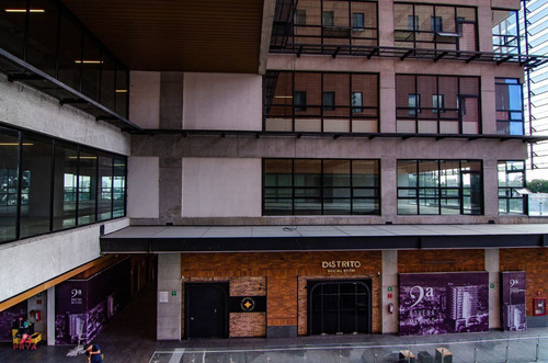 Departamento En Torre Bravante, Col. Juan Manuel, Guadalajara, Jalisco.