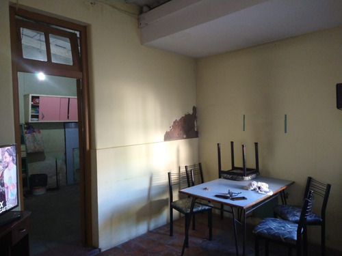 Casa En Venta En Lobos