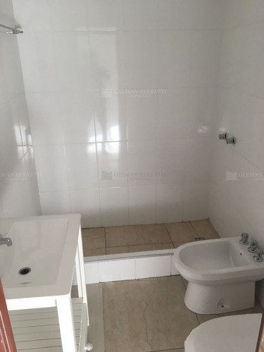 Departamento En Alquiler Ubicado En Temperley, Lomas De Zamora
