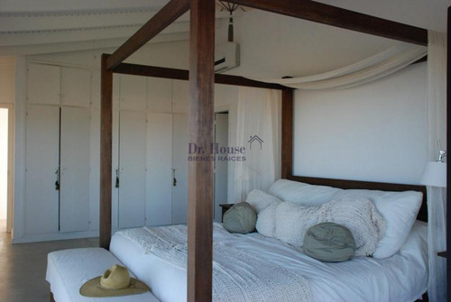 Exclusiva Casa En Las Grutas, Punta Ballena, Frente Al Mar!- Ref: 233