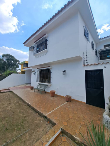 Casa En El Trigal Norte. Vende Crismelia Castillo (plc-1055)