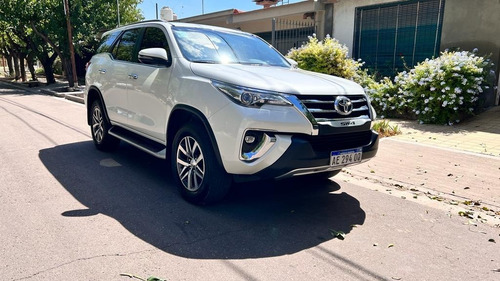 Toyota SW4 2.8 Srx 177cv 4x4 7as At