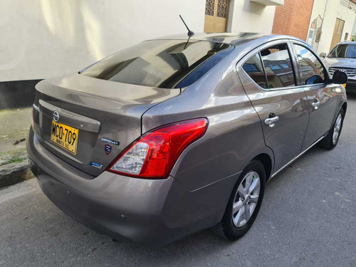 Nissan Versa Advance 1.6 At Fe