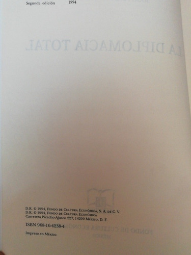 La Diplomacia Total (Usado)