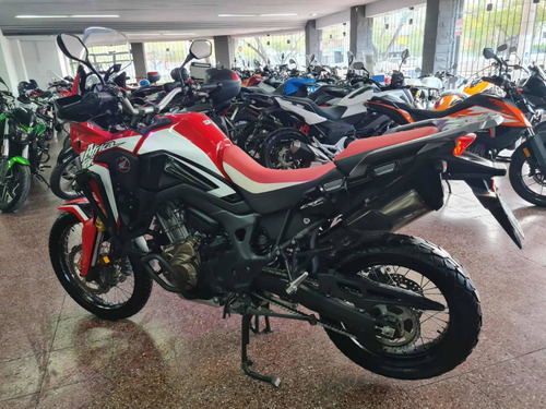 Imagen 5 de 19 de Honda África Twin Crf 1000 - Impecable - Permutas - Financ
