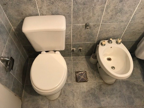 Imagen 8 de 12 de Departamento Tipo Casa En Venta En Lanus Oeste