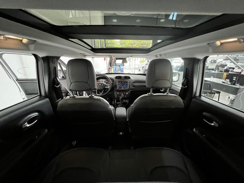Imagen 9 de 20 de Jeep Renegade Longitude 2023 Entrega Inmediata Negro #13