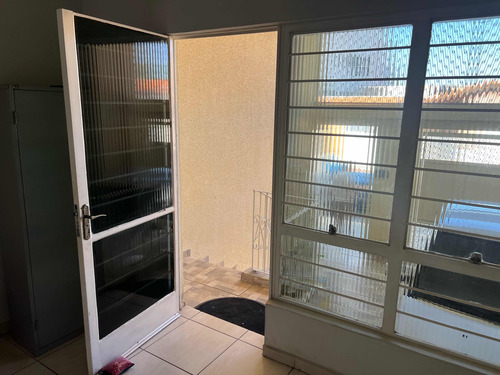 Ótima Casa A Venda Em Sorocaba - Sp Com 214,30mts, 2 Suítes