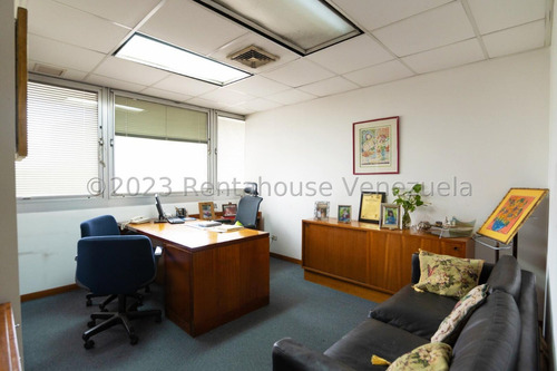 Oficina En Venta Chuao Mls #24-620