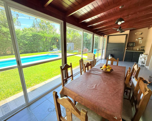 Casa En Barrio Parque Leloir