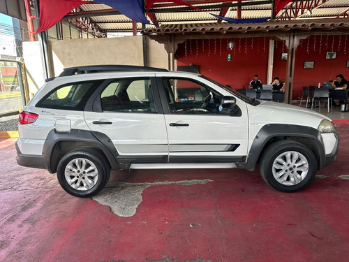 Fiat Palio 1.8 MPI ADVENTURE WEEKEND 16V FLEX 4P AUTOMÁTICO