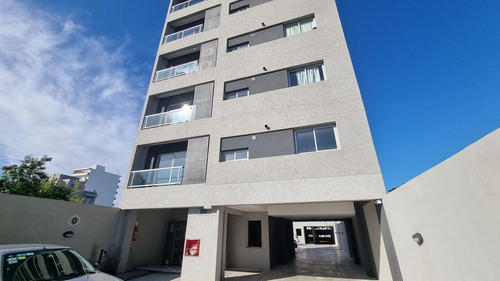 Departamento En Venta En Berazategui Este