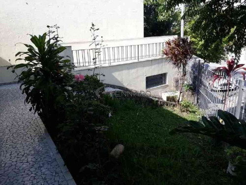 Imagem 9 de 20 de Casa Terrea 3 Dorm. 1 Vaga 250m - Ao Lado Do Metro - 881