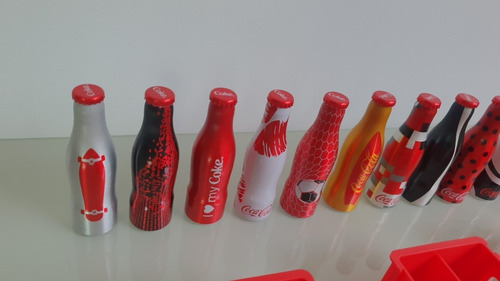 Coleção Completa Com 15 Garrafa Miniatura Coca Cola + Caixas