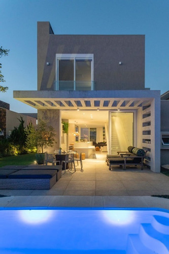 Imagem 13 de 30 de Casa À Venda Em Xangri-lá - Ca01080 - 67823947