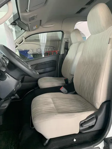 Nissan Urvan Lujo 11 Pasajeros