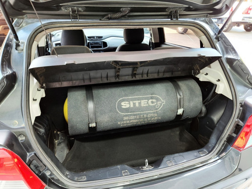 Imagen 17 de 25 de Chevrolet Onix 1.4 Joy Ls 98cv 2018