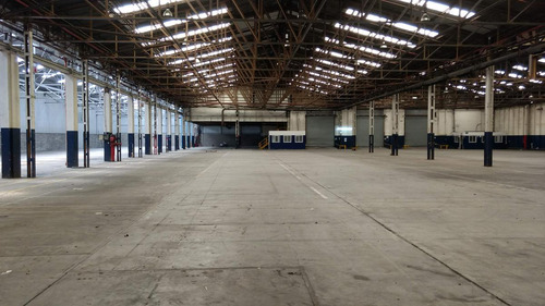 Excelentes Naves Industrial De 1100m2 Cubierto, En Hurlingham