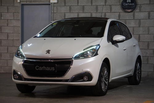 Peugeot 208 1.6 Feline