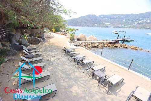 Imagen 26 de 30 de Cad Vista Real Portonovo N 23. Terraza Frontal Con Vista A La Bahía De Puerto Marqués