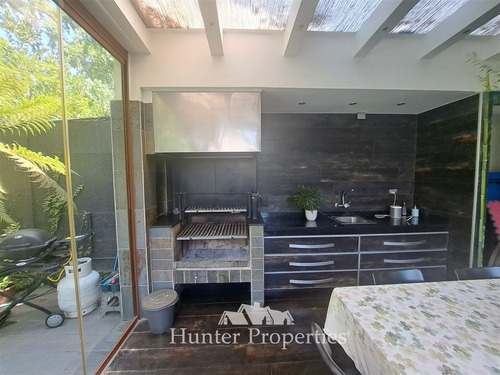 Casa Venta 4d/5b/8e Sn Carlos De Apoquindo - Piscina/quincho